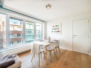 Apartment in Koksijde with Sea Views, cleaning included - Koksijde - 8