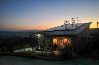 Joy House - Imari - 8