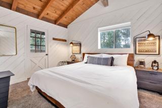 Large bear lodge #2488 - Sugarloaf - 8