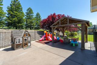 Frontier Farmhouse - 7