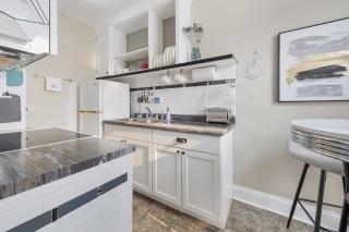 Luxury Two Harbors Apartment Unit 5 - Two Harbors - 5