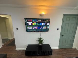 A cozy and spacious apartment - 7