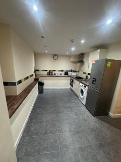 A cozy and spacious apartment - Dudley - 5
