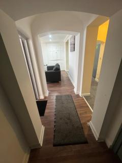 A cozy and spacious apartment - Dudley - 3