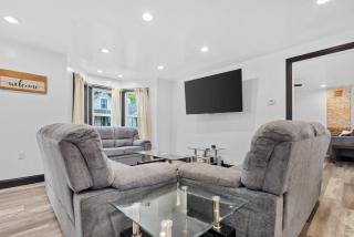 6BR Homes Perfect for Large Groups & Families Near Niagara Falls Attractions - Niagara Falls - 3