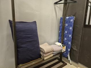 9pax GFloor 2R2B DOORSTEP TO BEACH, WATERSPORT, BBQ Set, Pool, Wifi, 50"TV - Port Dickson - 1