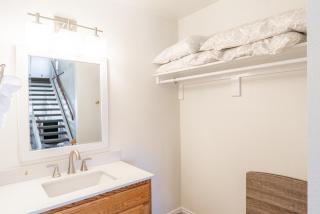 Road Creek Inn - Loa - 8