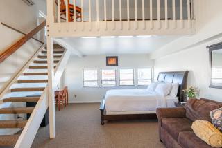 Road Creek Inn - Loa - 4