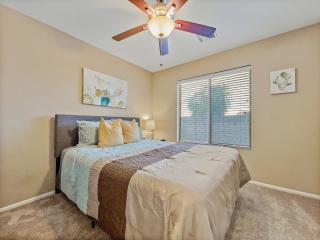 Stratford Place Queen Creek - 7