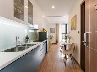 Delux Studio Apartment In City Center 25' To Airport With Gym, Swimming Pools - Hanoi - 2