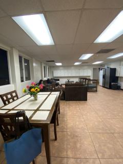 Van Nuys Vibe -  - 5