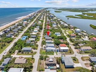 3br Beach House Spacious & Steps From Sand - 4