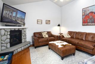 Mountain modern #1743 - Big Bear Lake - 1