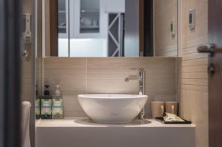 Luxury Studio With Swimming Pool, Gym And Tennis Courts In City Center - 1