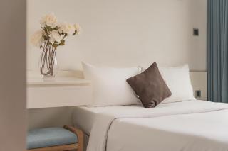 Delux Studio With Gym And Swimming Pool, Private Walking Lake In City Centre - Hanoi - 5