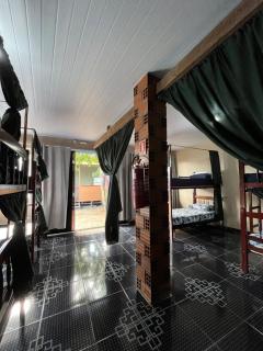 Hostel Caiçara - Santo Amaro - 4