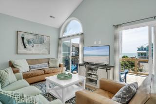 Porpoise in Life - Hot Tub-Steps to the Beach! - 9
