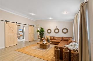 Boho Style 5 BR 2,5 BT Heated Pool Fit 14 - 6