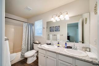 True Blue Family Home - Meridian - 6