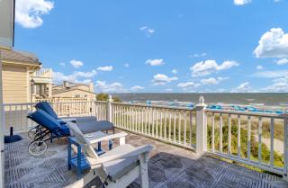 Grand Pavilion 60 by Wild Dunes, Oceanfront Home - Isle of Palms - 2
