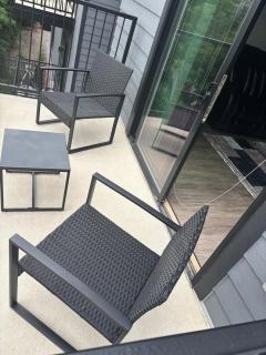 NEW 1BR Luxury Condo Private Balcony 303 - Kalamazoo - 4