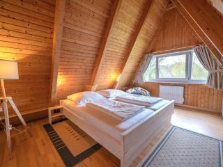 Damp Premium House - 7