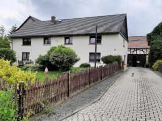 Apartment in Braunichswalde near Nature Trails, cleaning included - - 2