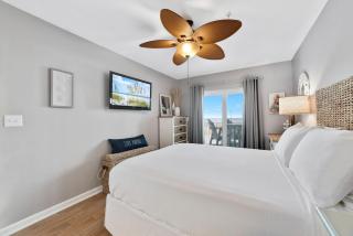 Cozy 2BD/2BA w/ View, Sleeps 6 - Orange Beach - 4