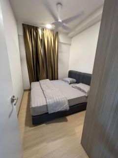 Lovely 3 rooms full AC 2-7 pax -GM - Cruise Terminal - Klang - 2