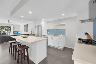 Turquesa at Island Views—Beachfront Resort Living - Palm Cove - 3