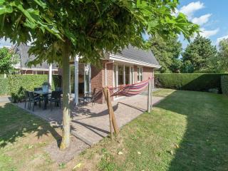 Holiday Home near Dutch Coast & Forest - 4