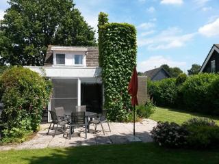 Quietly located holiday home in Zeeland - Bruinisse - 7