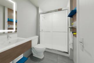 Microtel Inn & Suites by Wyndham Tooele - 1