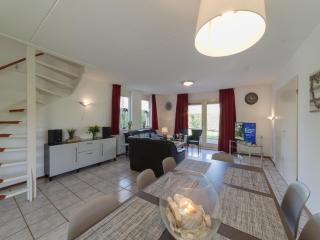 Holiday Home in Quiet Dutch Park for Families - Wemeldinge - 6