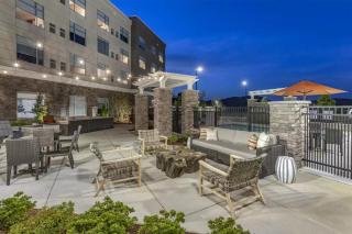 DoubleTree by Hilton Greenville Woodruff Road - Greenville - 7