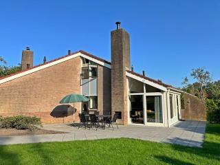 Holiday home with 2 bedrooms - Zwiggelte - 0