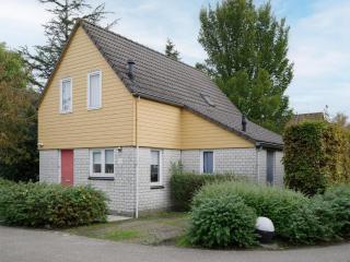 Holiday Home in Zeeland with Garden Terrace - Wemeldinge - 0