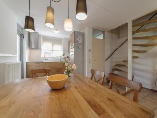 Holiday Home in Quiet Park with Garden - 3