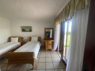 Palm View Villa with Pool in Golf Cabonegro - Cabo Negro - 8