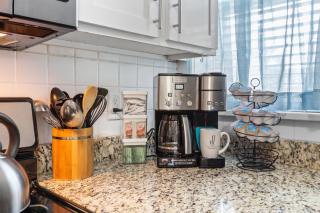 Forest Park Oasis | JZ Vacation Rentals - Tower Grove - 4