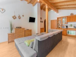 Holiday Home in Hollersbach near Ski Slopes, cleaning included - Hollersbach im Pinzgau - 1