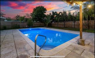Beach Vacation Home 4 BR with Pool! - Lake Worth - 0