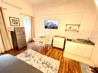 1332 BR Apt Chilling close Ho Tay sunlight - Hanoi - 6