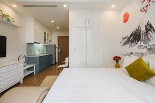 Luxury Studio In City Center With Gym, Pools And Private Walking Lake - Hanoi - 3