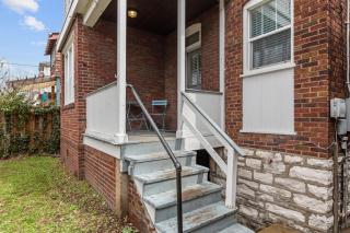 Forest Park Oasis | JZ Vacation Rentals - Tower Grove - 1