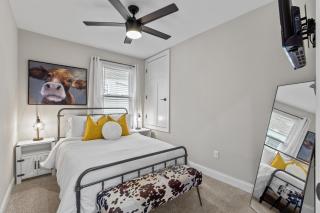 Blue Door Bungalow | JZ Vacation Rentals - Southhampton - 9