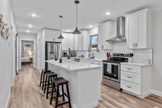 Blue Door Bungalow | JZ Vacation Rentals - Southhampton - 7