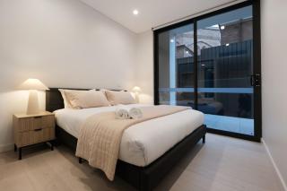 Lux 2 bedroom Apartment in the heart of Burwood - Sydney - 2