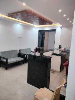 Queen Suite Rooms - Channapatna - 4