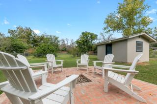 Gorgeous Home with Grill 5Min from MainSt! - Fredericksburg - 7